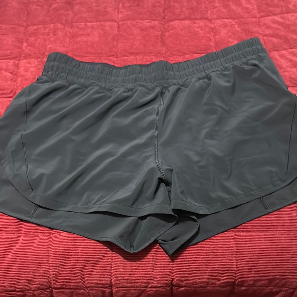 Lululemon Athletica Black Athletic Shorts Lightweight Moisture-Wicking